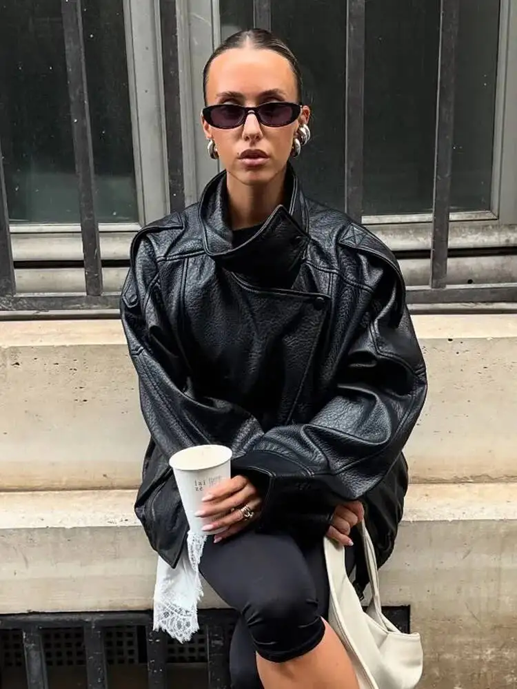 

Women Autumn Fashion Asymmetric Button Pocket Long Sleeves Black Loose Zipper Jackets Female High Street Coats