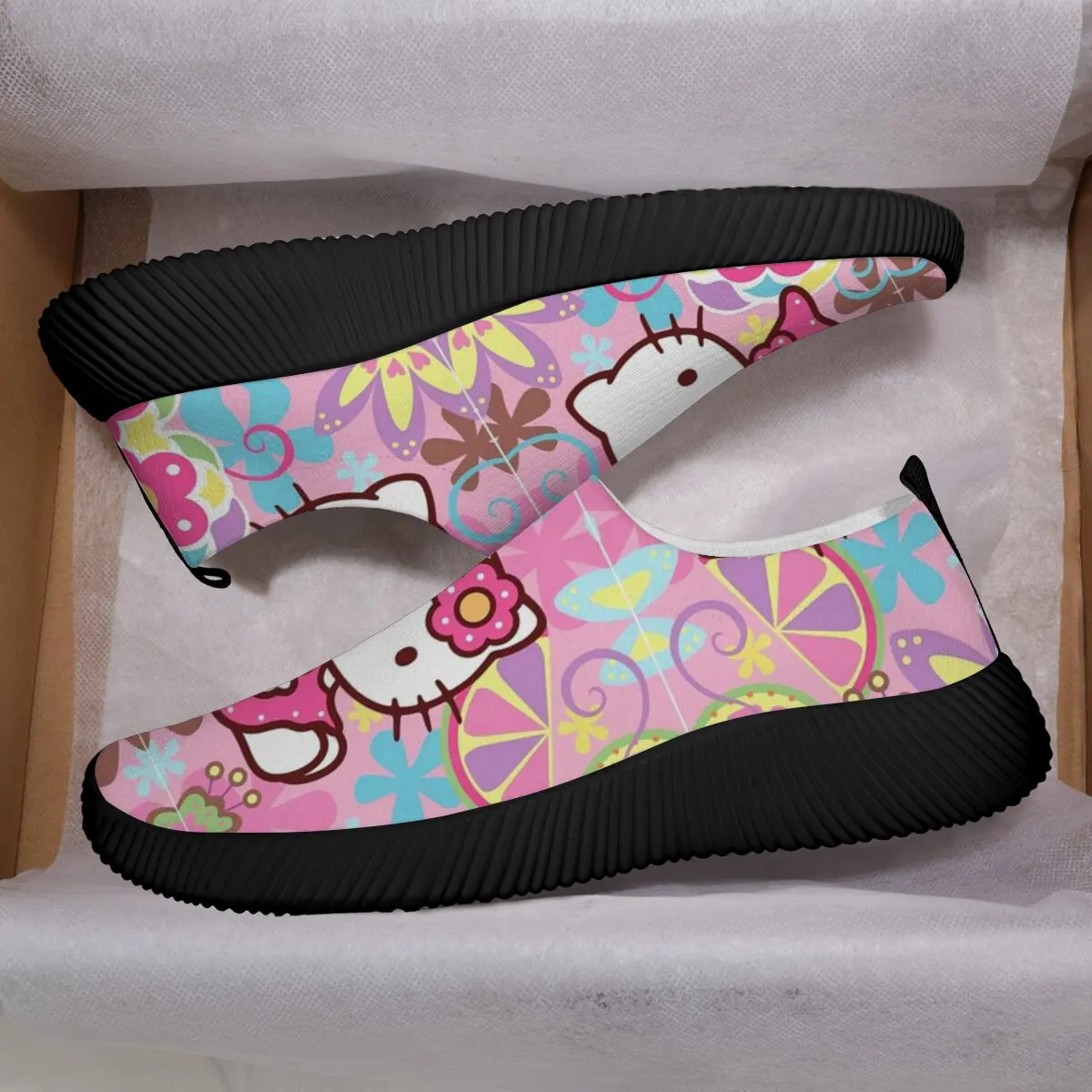 حذاء ديزني هالو كيتي للنساء خفيف الوزن للاستخدام الخارجي، حذاء مشي غير قابل للانزلاق يسمح بمرور الهواء، حذاء كاجوال سهل الارتداء