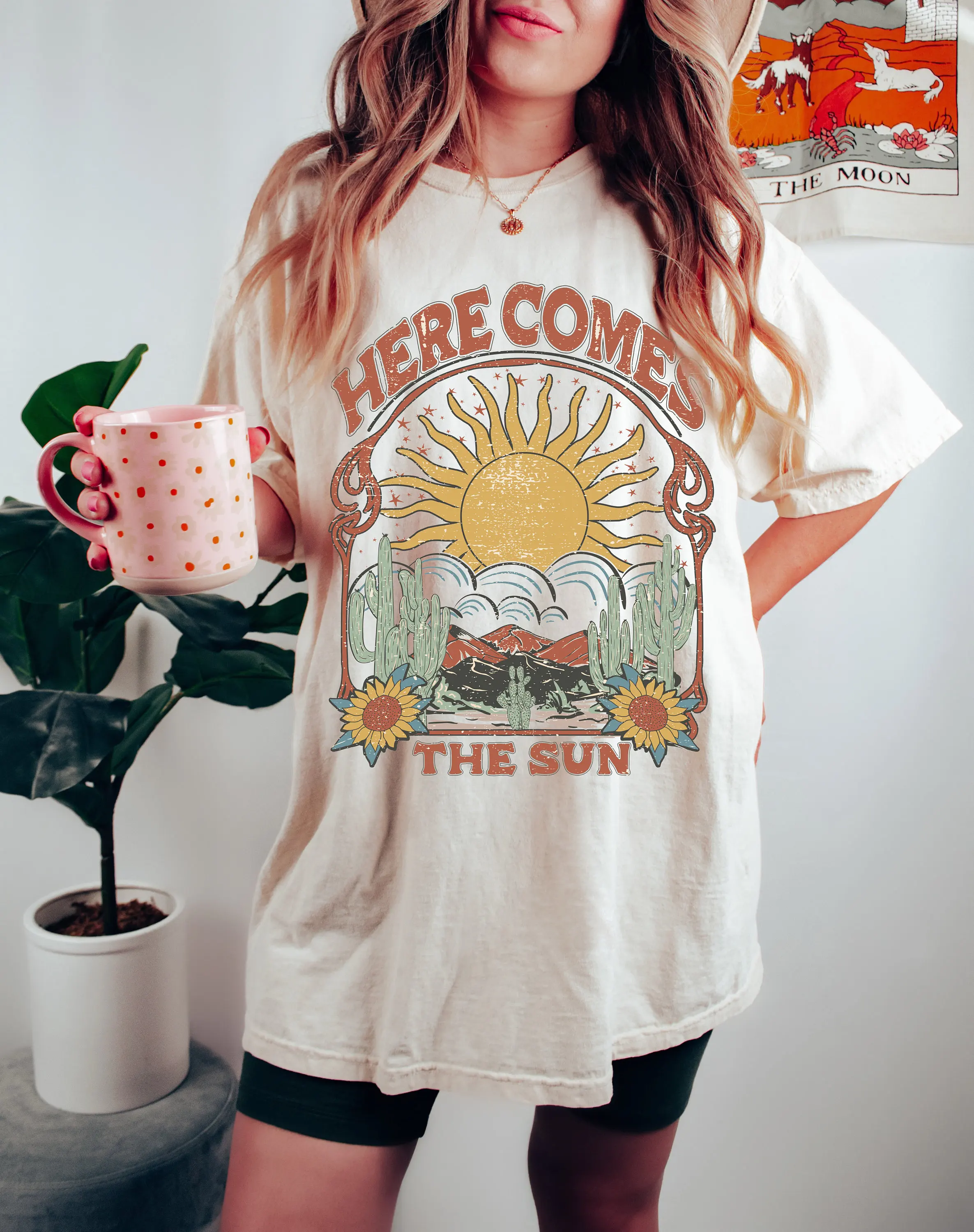 

Plus Size Summer Women's Retro Here Comes The Sun T-Shirt Cotton Breathable Stylish Versatile Street Style Oversized