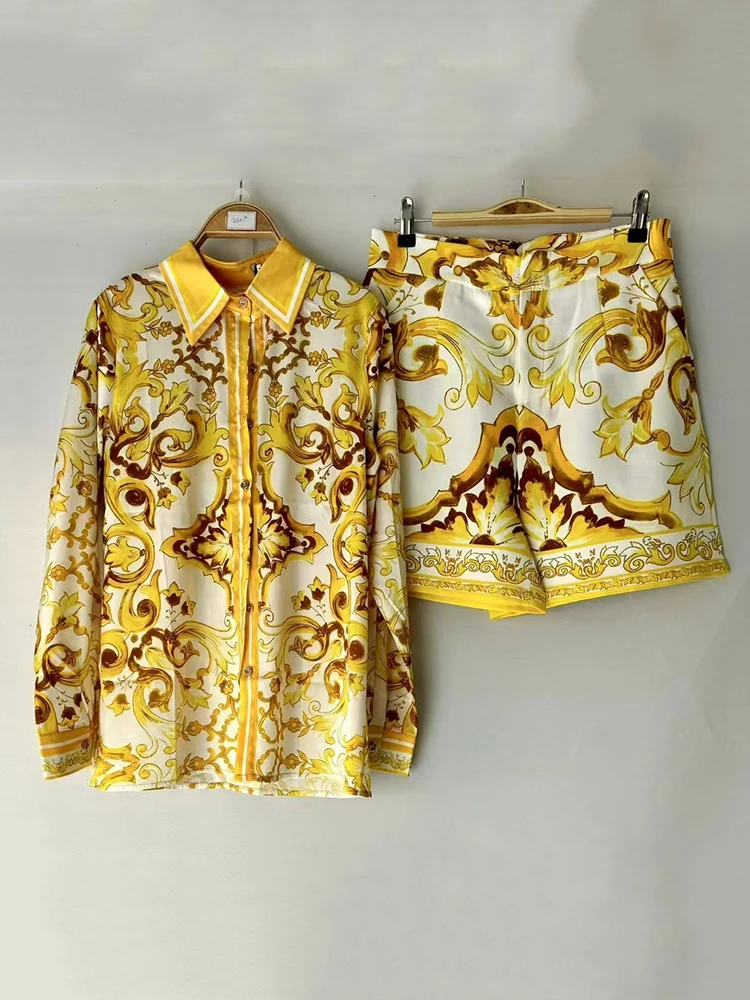 

A retro geometric print loose shirt two-piece set for summer 2025 women's wear + high-waisted wide-leg shorts fashion set