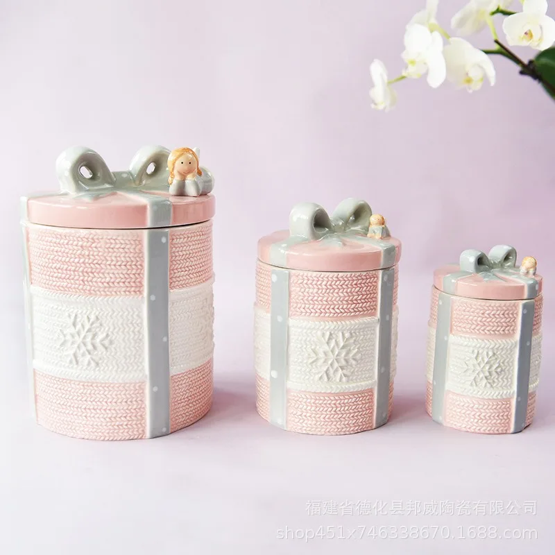 American Angel Pink Embossed Ceramic Airtight Jar Wedding Holiday Decorations Ceramic Storage Bottle Home Storage Decorations