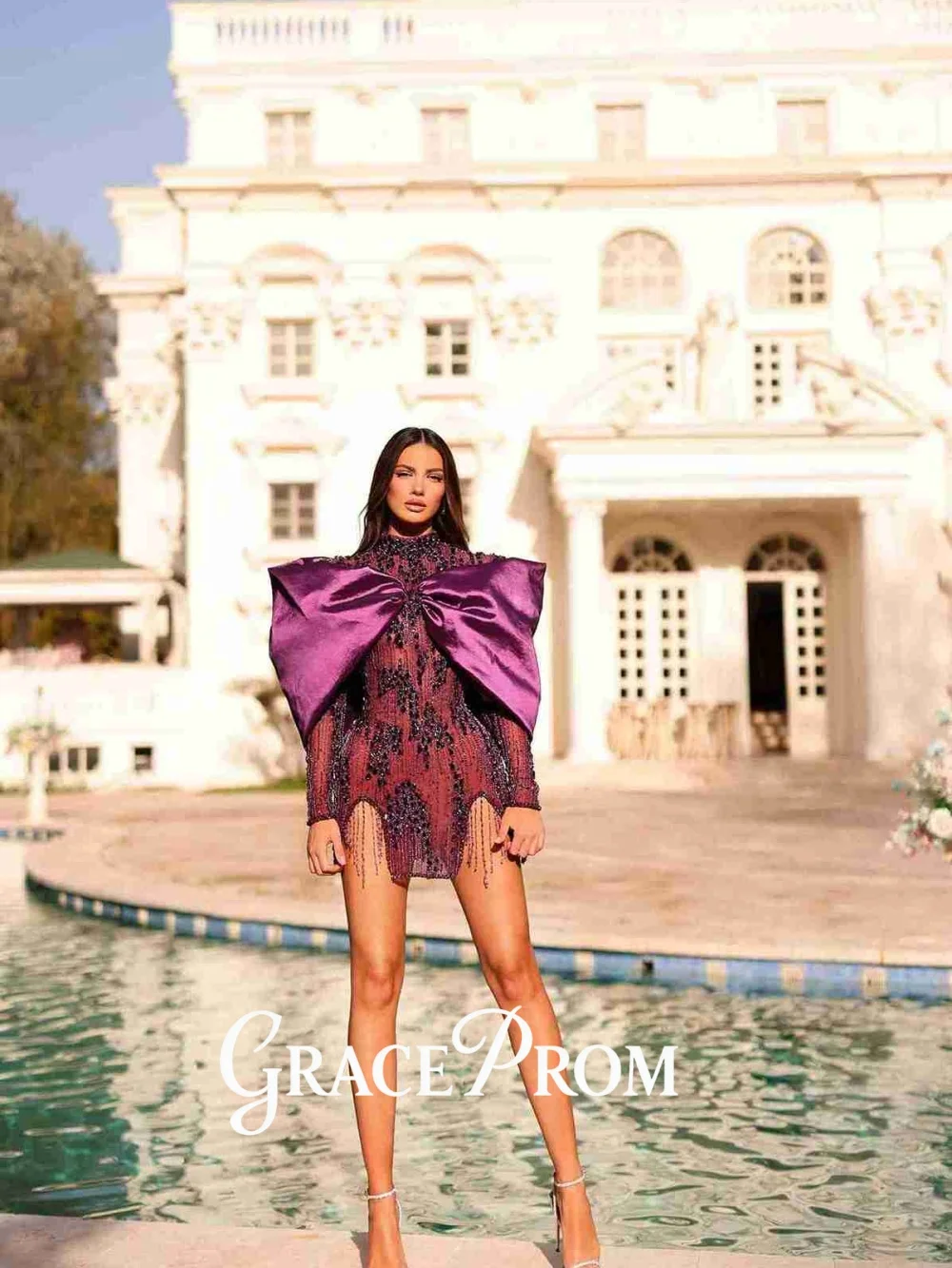 ชุดราตรี GraceProm รุ่น Bold Oversized-Bow ปี 2026 ชายกระโปรงแต่งพู่ ชุดราตรีหรูหราเหนือเข่า ชุดออกงาน