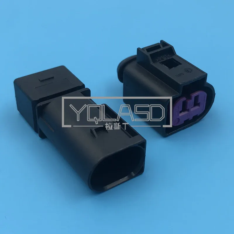 

1 Set 2 Way 1J0973772 Waterproof Engine Speaker Housing AC Assembly Automobile Generator Connector For VW Magotan Sagitar CC