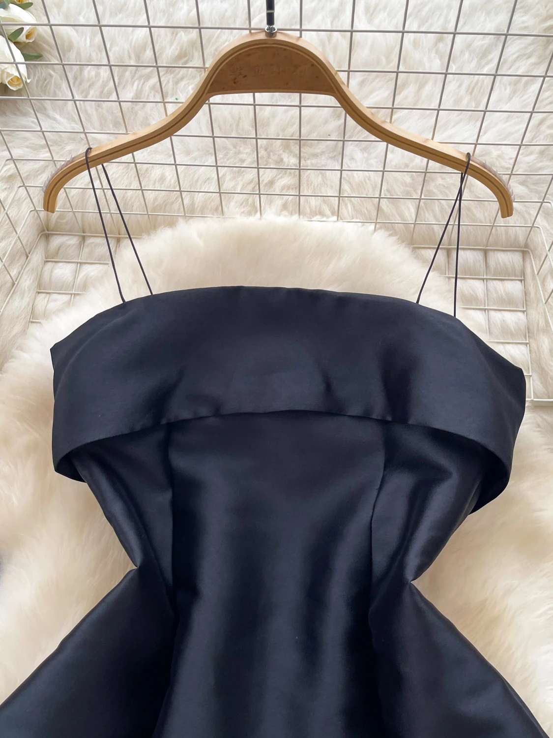 Salt Series Commute Style One-Shoulder Strap Vest Women's Slimming Versatile Outerwear Beautiful Back Casual Summer Top