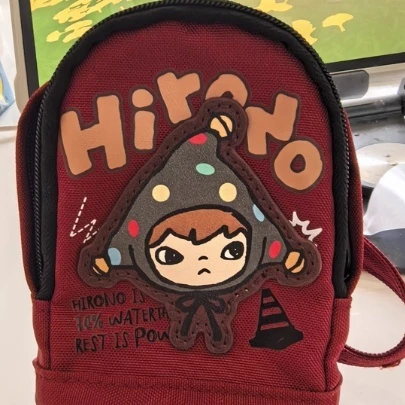 Caliente Popmart Hirono Echo serie paquete caja ciega mochila juguetes Hirono Anime figura periférica Guess bolsa niños moda regalo de Navidad juguete