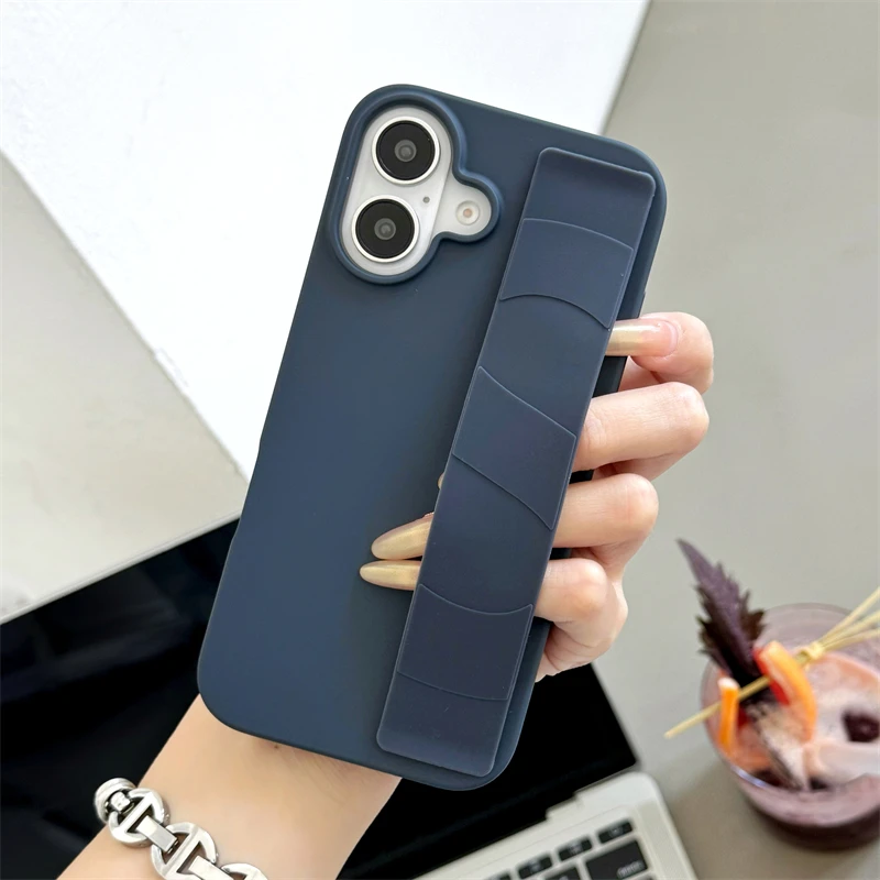 Luxury Soft Silicone Wrist Strap Hard PC Phone Case For iPhone 16 15 14 Plus 13 12 Pro Max 11 Ultra Thin Matte Shockproof Cover