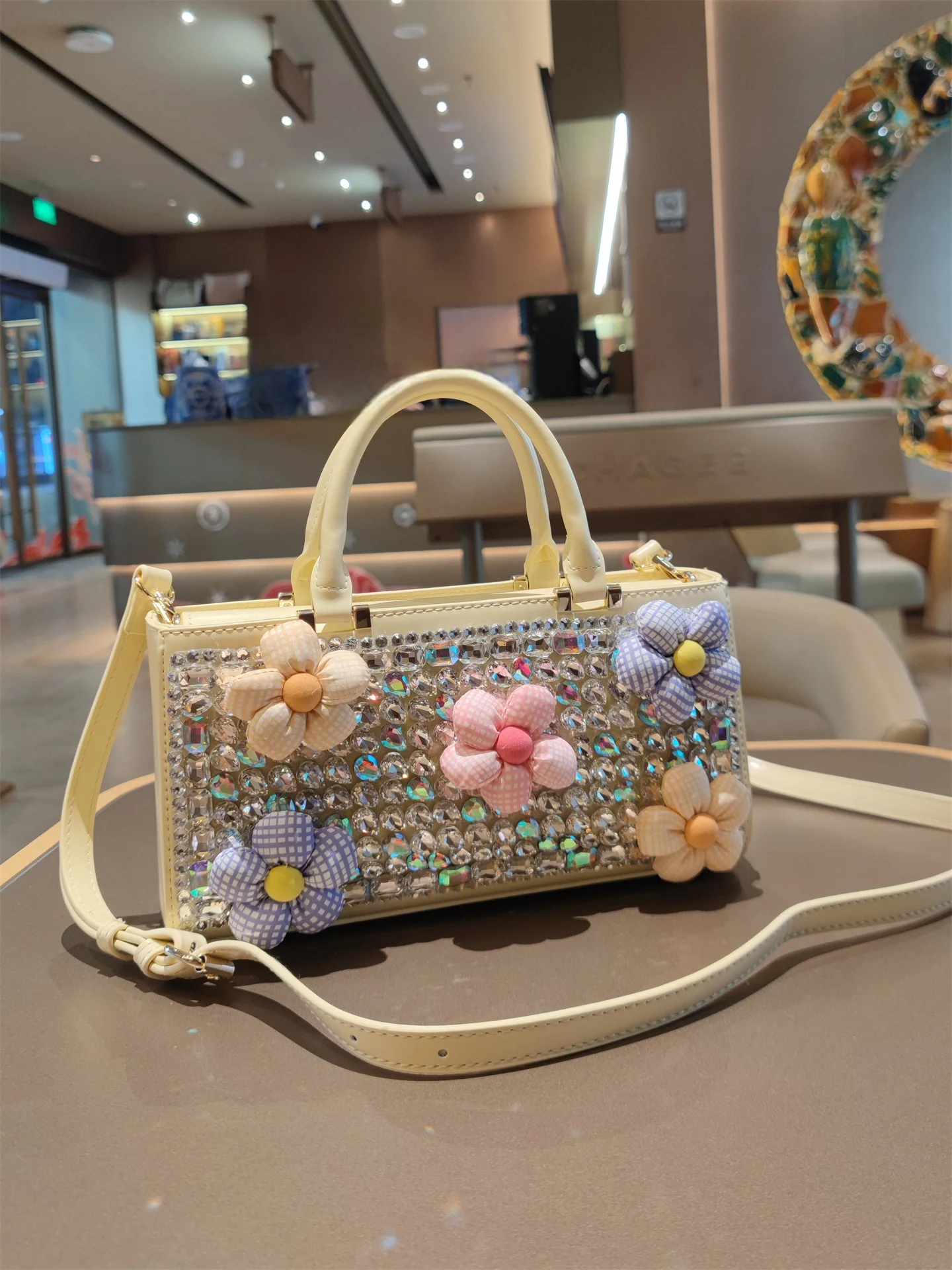 elegant-diamond-embedded-3d-flower-leather-handbag-stylish-fairy-lady-bag-women's-handbag-luxury-fashion-soft-handle-bag