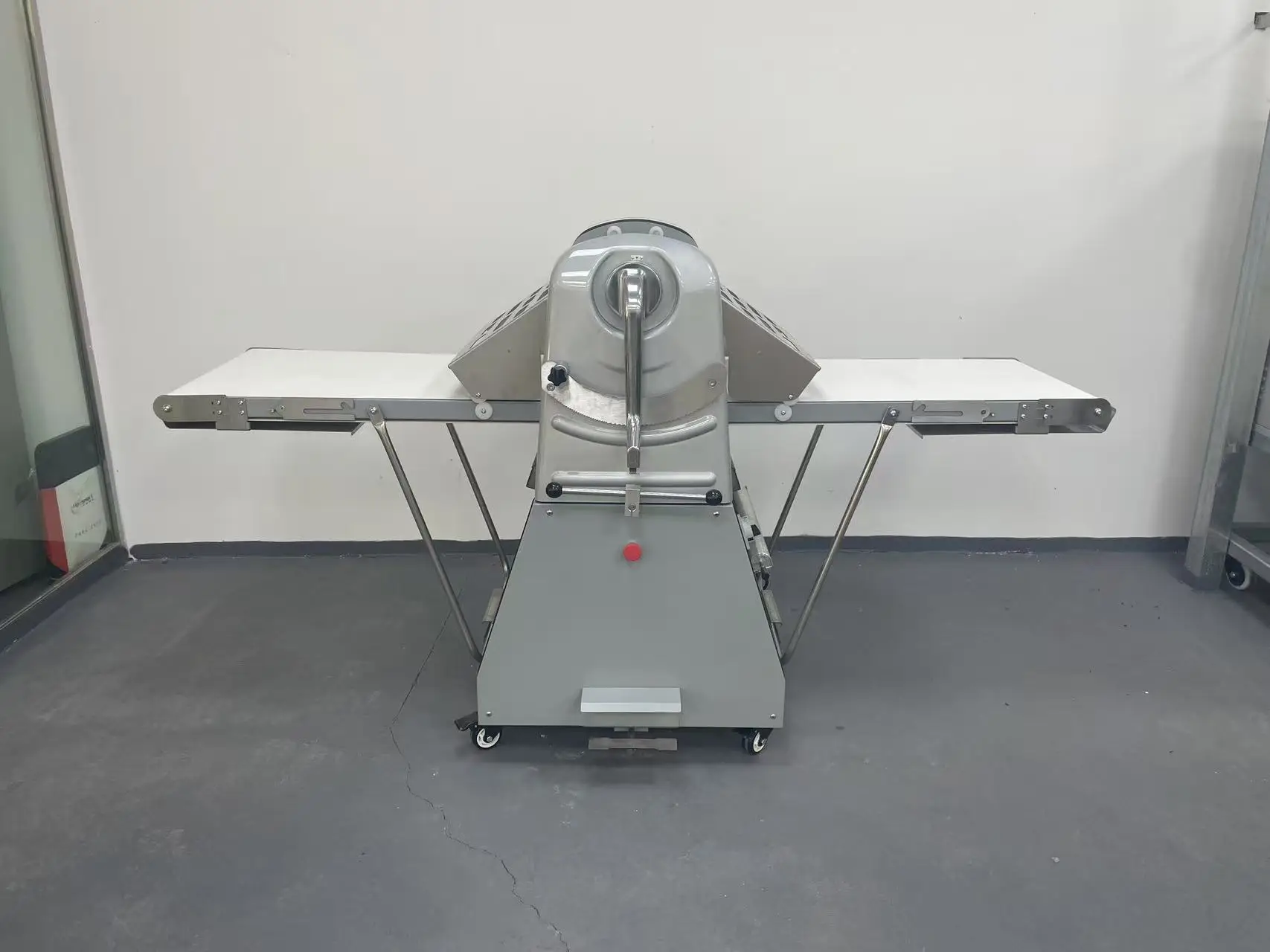 Factory Direct Commercial Pastry Maker Machine Electric Puff Pastry Making Machine