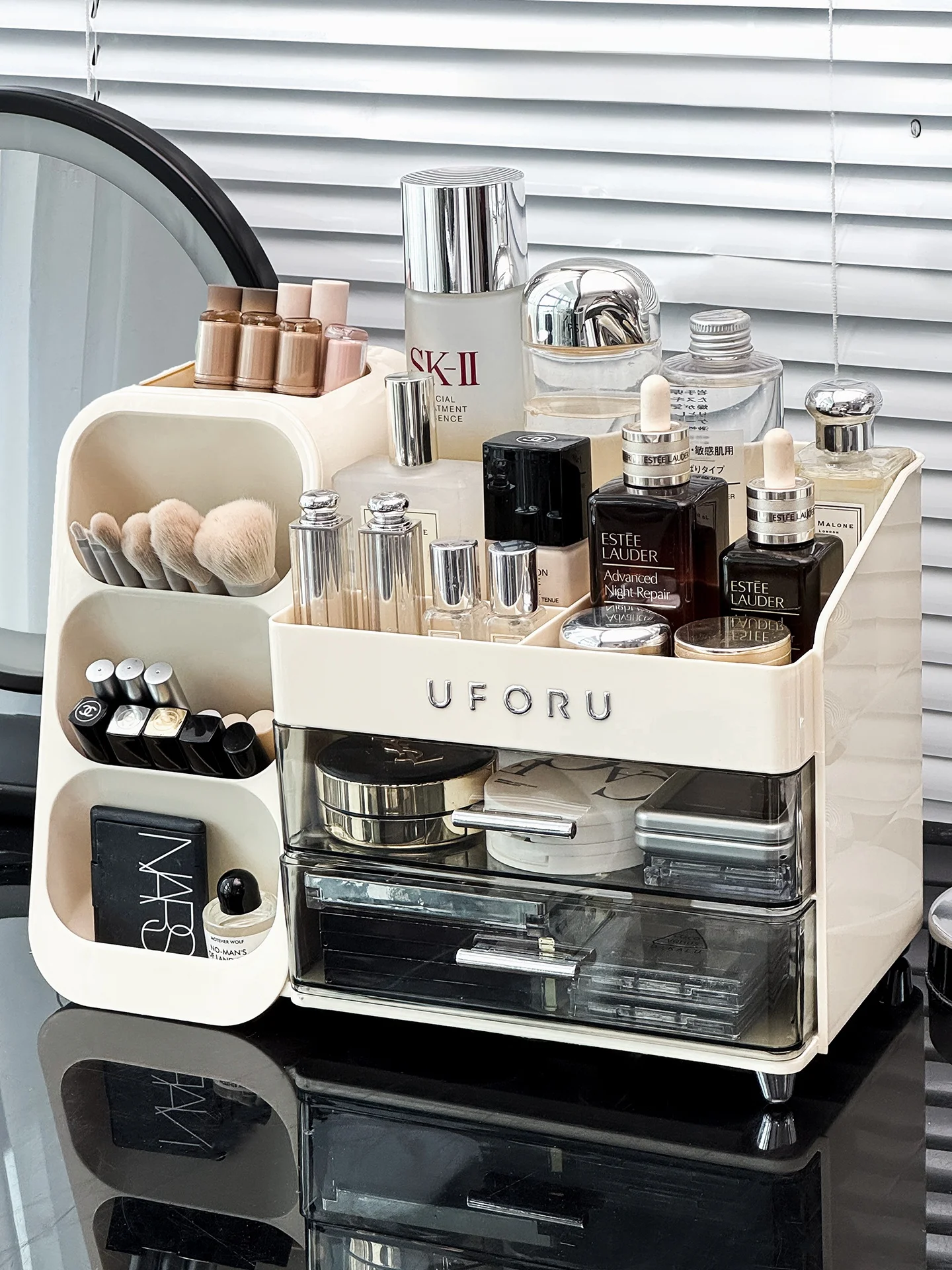 Large Capaci Cosmet… - image