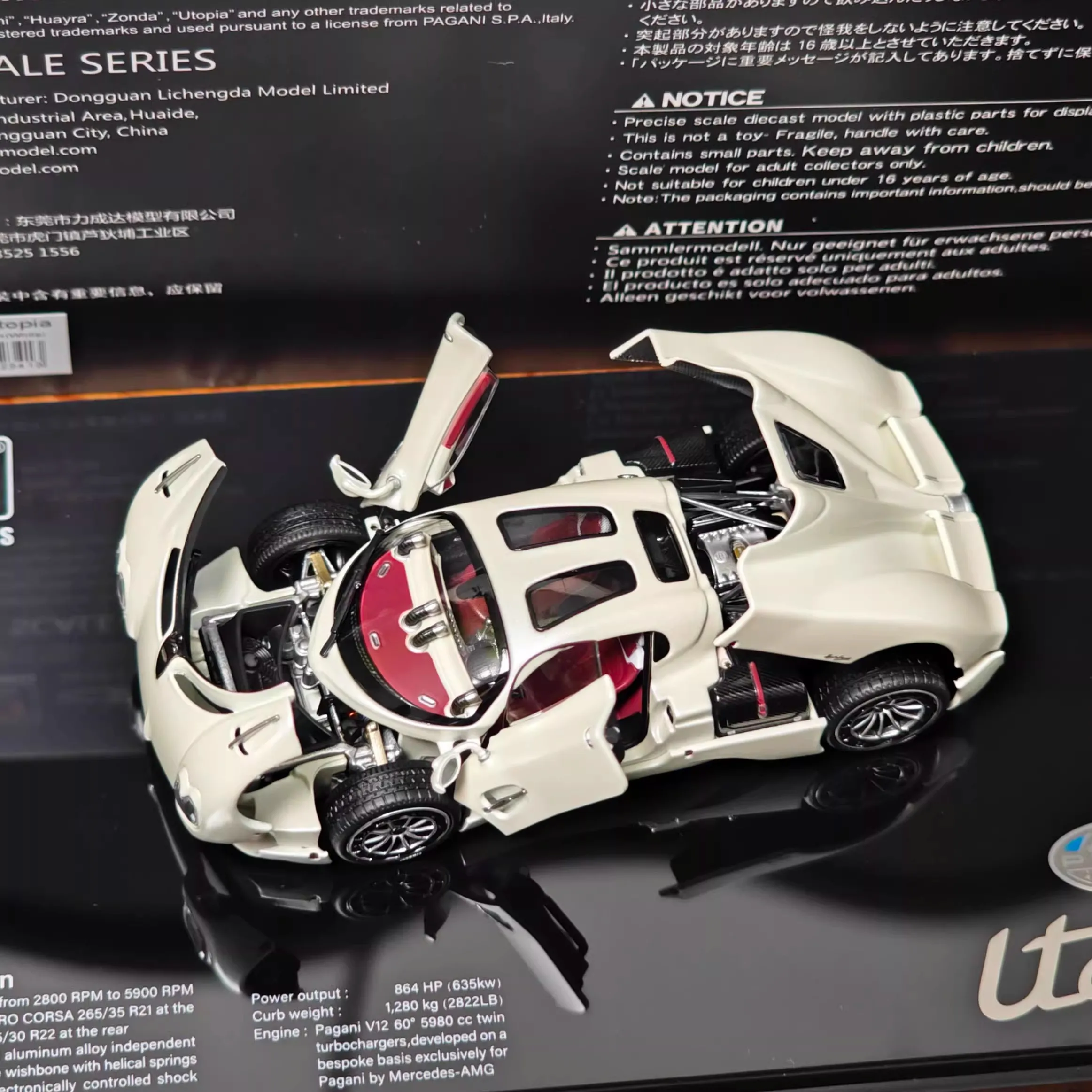 LCD 1/43 Pagani Utopia Full-Open Diecast Supercar Car Model Simulation Collectible Cars Room Display Ornament Models Boy Gifts