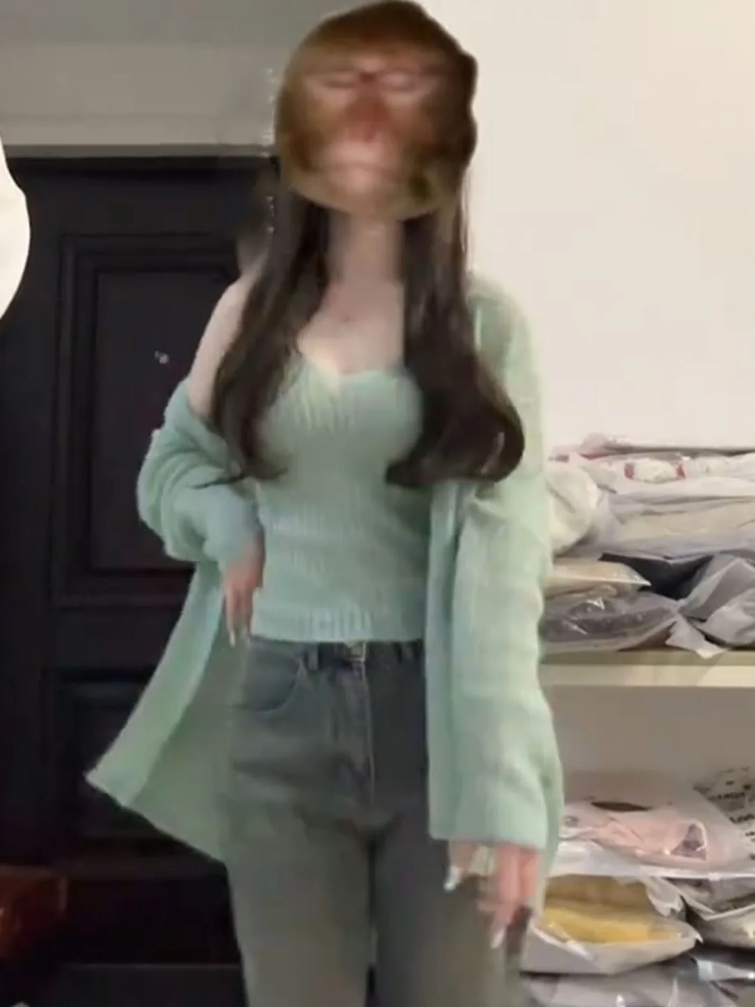 

Шикарный вязаный кардиган с v-образным вырезом для женщин, осенне-зимний многослойный комплект из двух предметов для ленивой девушки, корейская мода