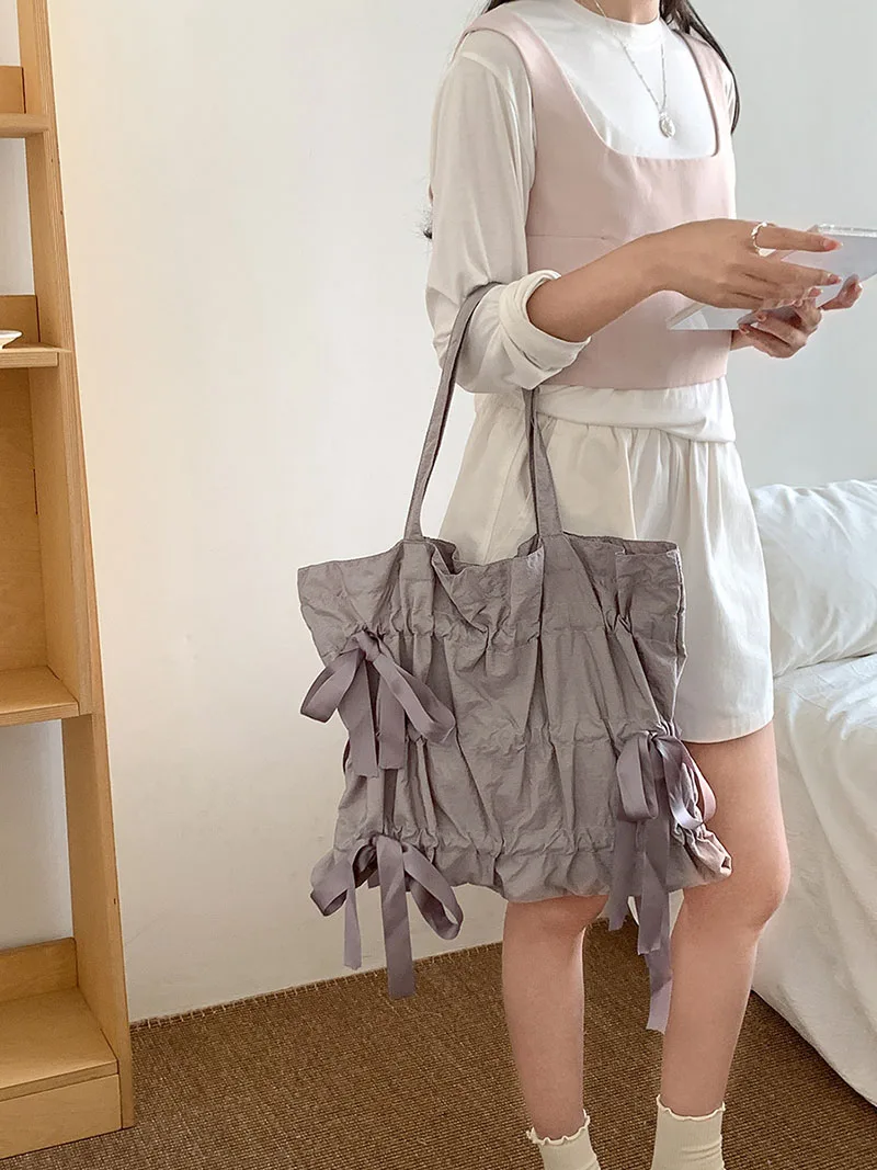 

Designer Tote Bags for Women Trendy Pleated Handbag New Korean Bow Shoulder Bag Large Shopper Purses