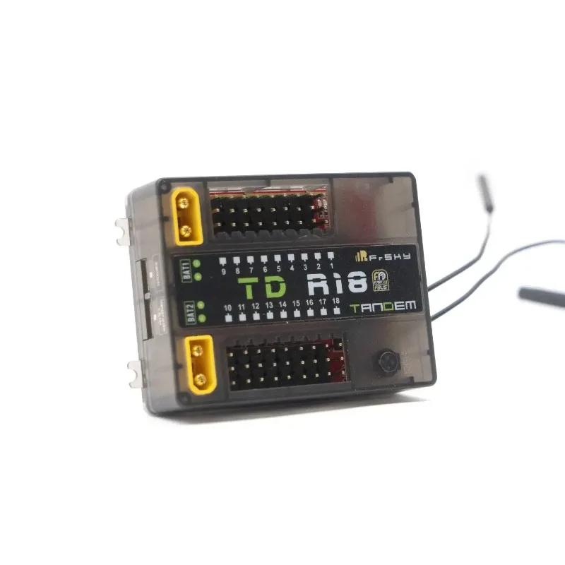 

FrSky TD R18 OTA 2.4G 900M 18CH Tandem Dual-Band Receiver Low Latency Long Range Built-in Power Switch Current Voltage Sensor