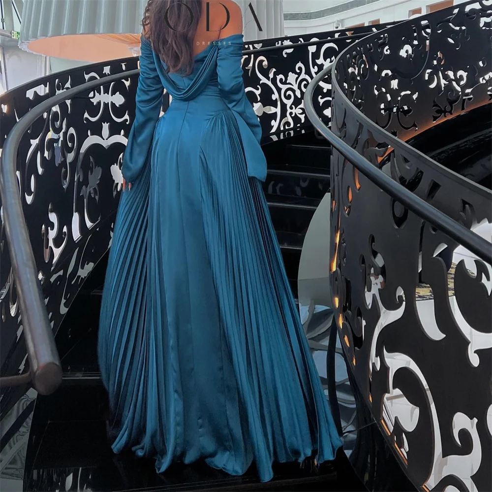 2024 Sexy Off Shoulder Royal Blue Satin Evening Dresses Saudi Arabic Women Long Sleeves Silk Satin Formal Pary Dress Prom Gowns