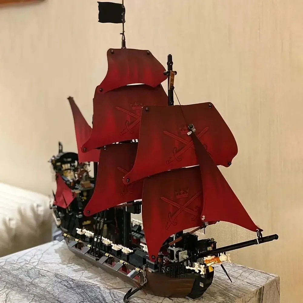 

Technical Ocean sailing combat sailboat moc Building Block bricks model toy for friends birthday NewYear Christmas gifts 1097pcs