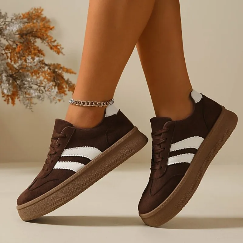 Damen-Sneaker aus Wildleder mit dicker Sohle, rutschfest, atmungsaktiv, zum Schnüren, Low-Top, All-Match, für den täglichen Gebrauch, Outdoor, Freizeit, Wanderschuhe – Detail 12