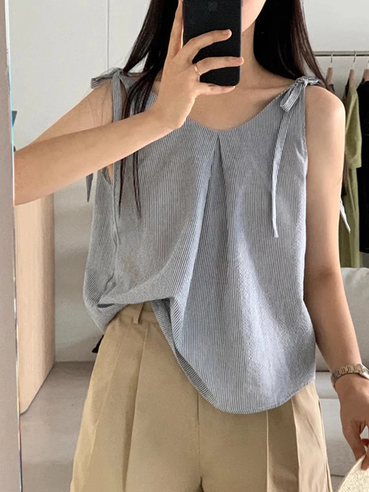 

Korean Fashion V-neck Pleated Loose Casual Strap Blue Stripes Camisole Top Blouse For Women 2024 New Spring Summer