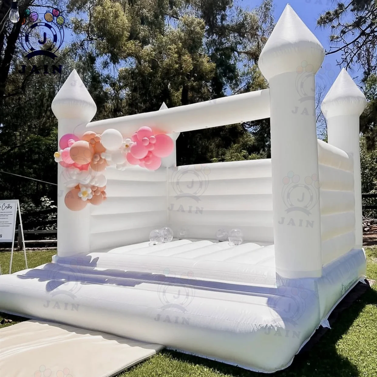 Fast Shipping 4*4m ปราสาทกระโดดพองสีขาว Bounce House สําหรับเด็ก Bounce House สําหรับเด็กของเล่นกลางแจ้งพร้อมเครื่องเป่าลม