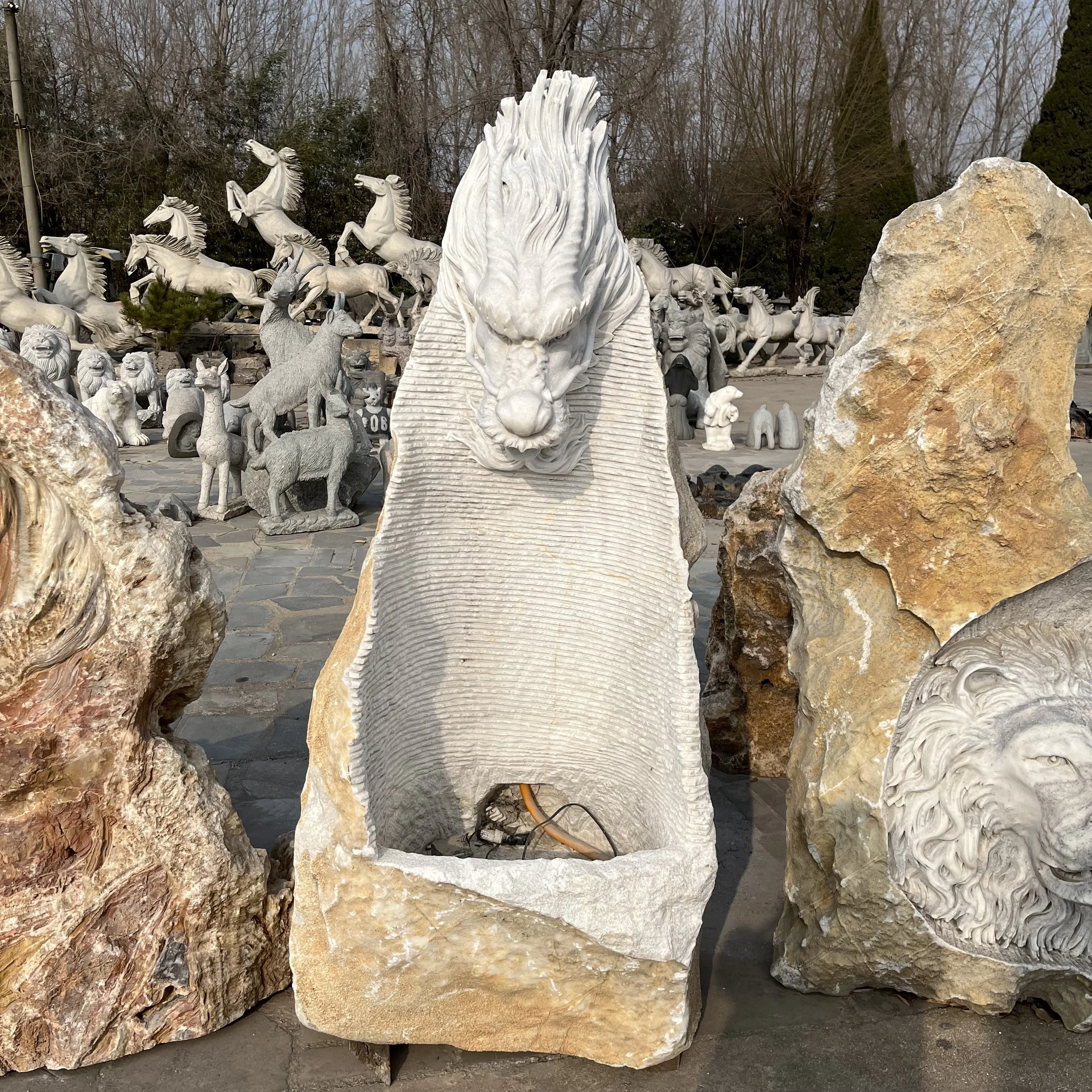 Statue Garden  Decoration Marble Antique  Outdoor Water Fountain Dragon Head Fountain Deposit Only