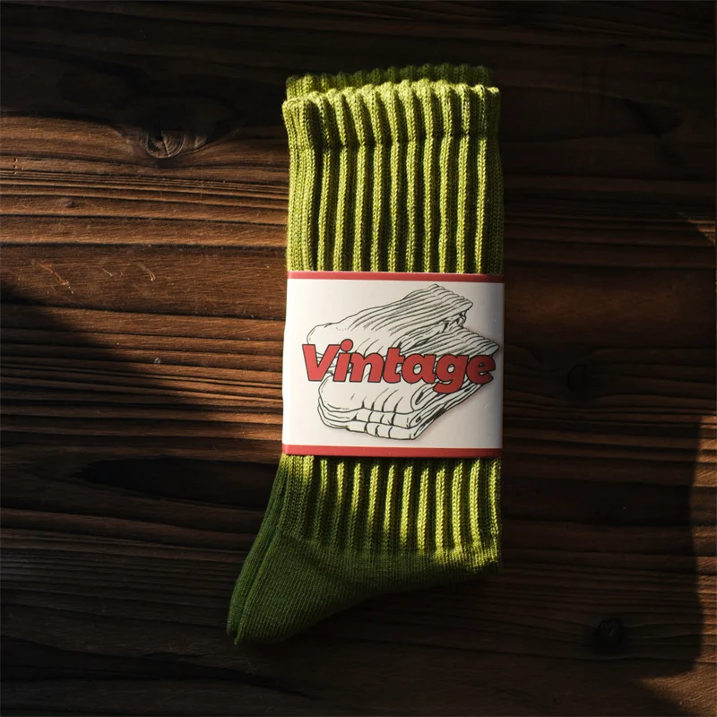Männer Vintage Männliche Mittlere Röhre Socken Unisex Japanische Einfarbig Verdickte Sportsocken Handtuch Unten Paar Gestrickte Casual Socken