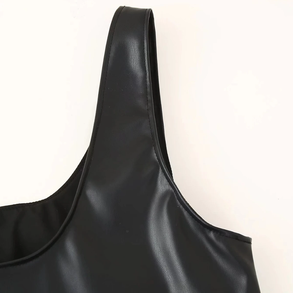 Dames Kunstleren mini-jurk Kralen rugloos sexy mid-taille Effen kleur U-hals jarreteljurk lente zomer Nieuwe vrouwelijke chique top