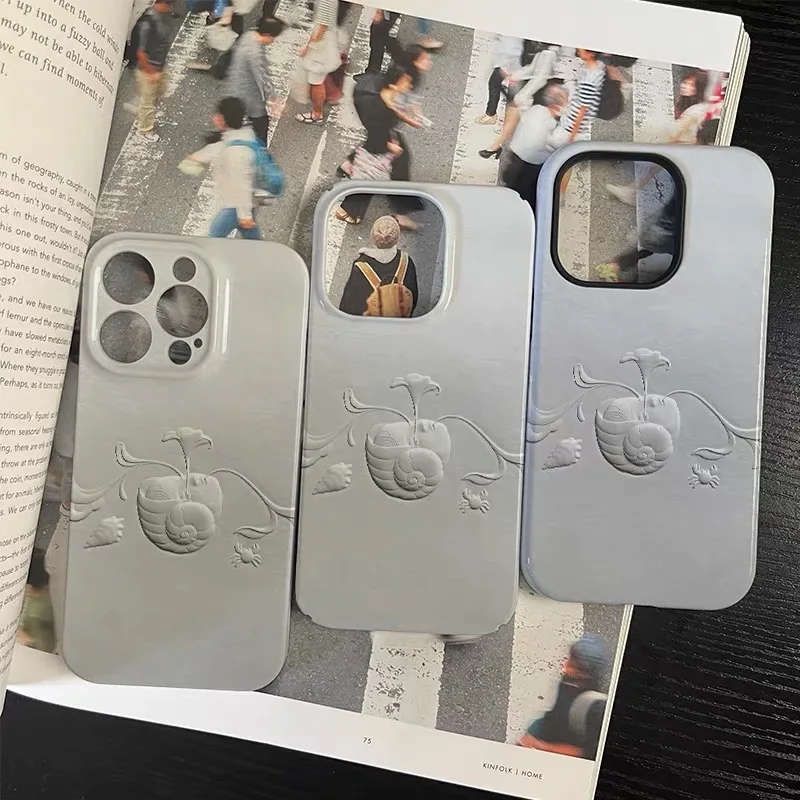 Grey White Crab with Small Flowers Phone Case for IPHONE 17 Air 16E 15 PROMAX 14 Plus 13 12 MINI 11 16Plus X Acrylic Phone Cover