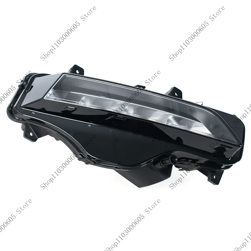 For Skoda Octavia 2020 2021 2022 2023 Automotive LED Fog Light Assembly Front Bumper Daytime Running Light 5E3941699 5E3941700