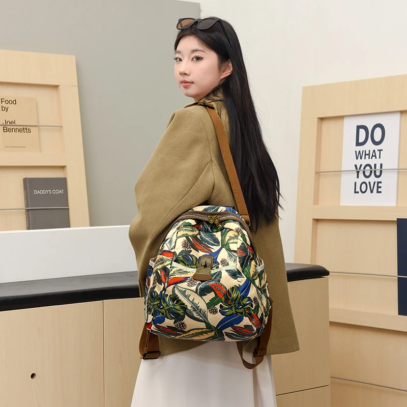 Fashion Women's Backpack Vintage Pinecone Print Nylon Daypack Travel Hiking Bag Casual Brown School Backpack for Girls Gift