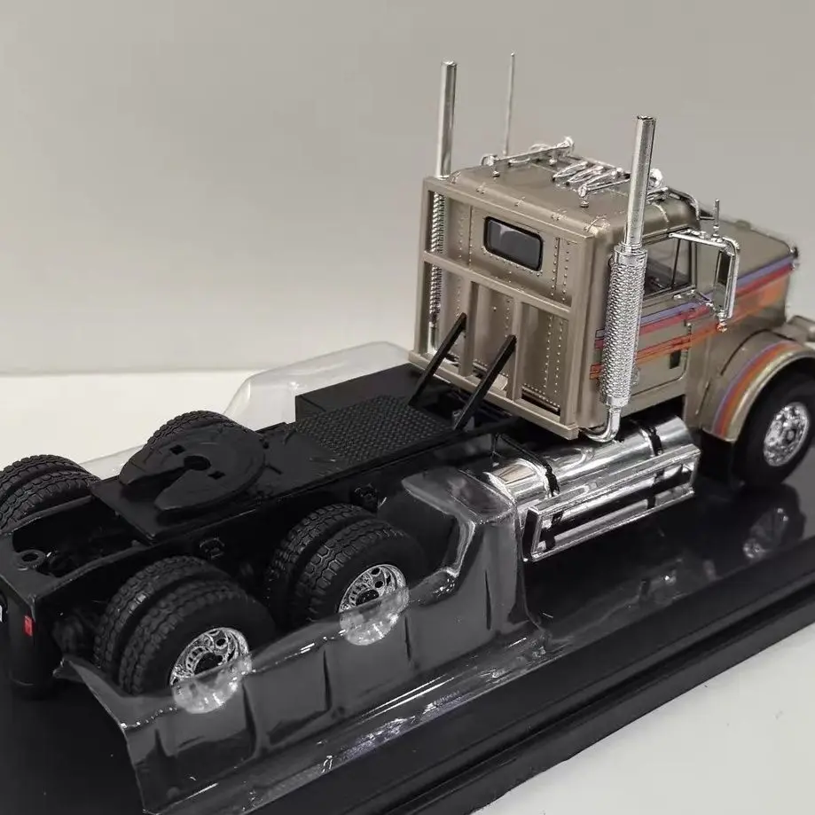 IXO 1/43 FREIGHTLINER FLC 1977 Fleiner, Tractor Truck Car Model