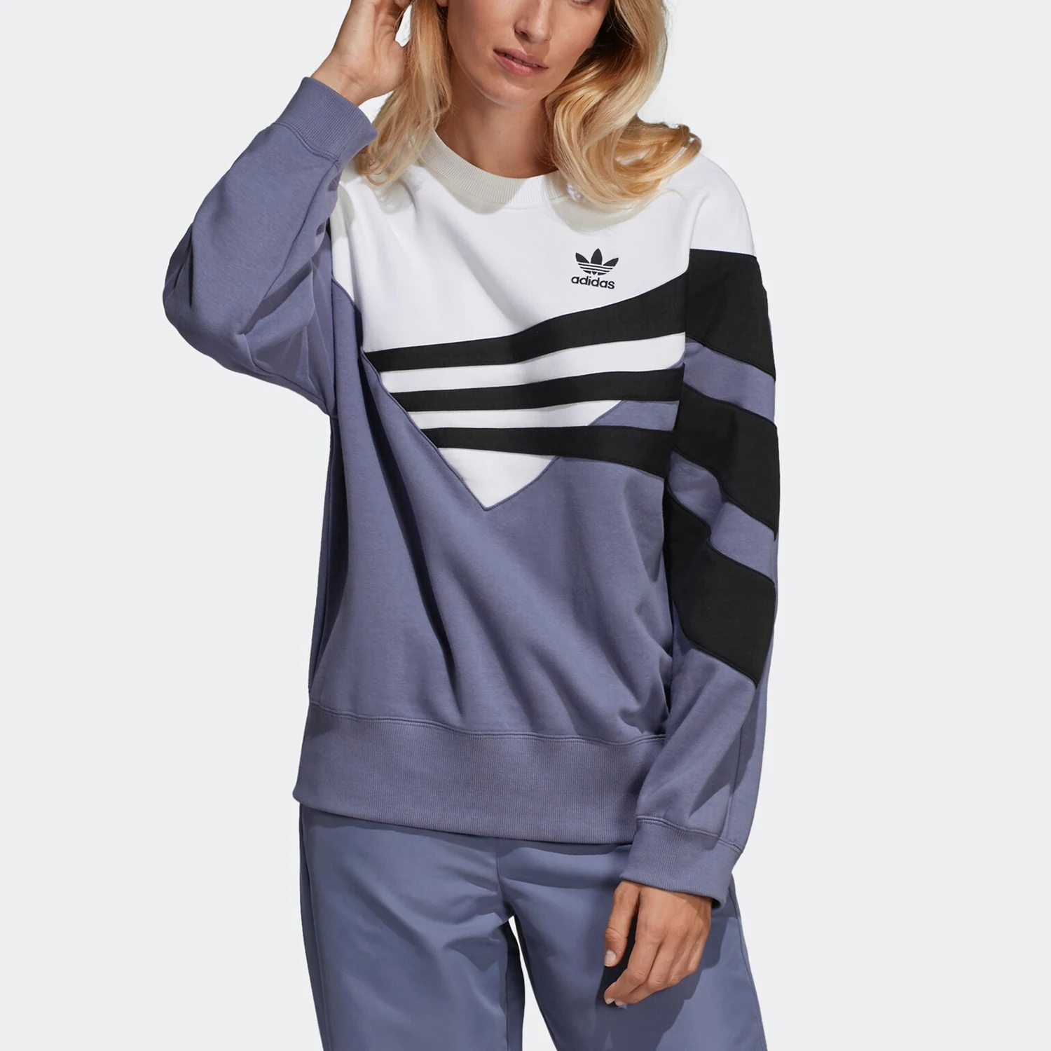 

Оригинальная флисовая толстовка Adidas New Trefoil Monthly Ribbed DU8474