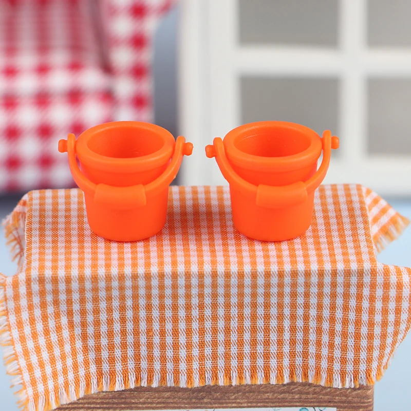 2Pcs 1/12 Dollhouse Mini Simulation Water Buckets Dollhouse Garden Beach Bucket Dolls House Accessories Pretend Play Toys