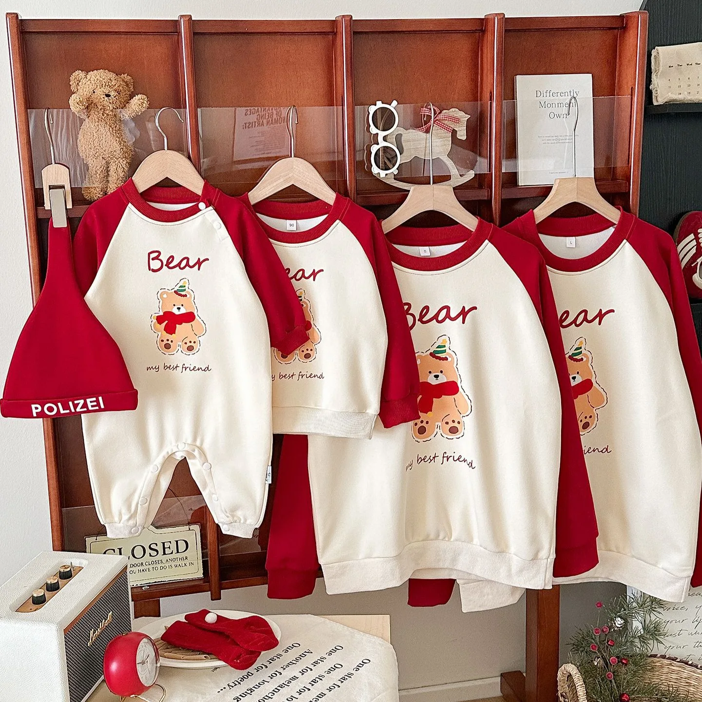 ‌2025 Autumn Family Matching Sweatshirts Round Neck Mother Daughter Tops Color Block Bear Print Long Sleeve Casual Clothes