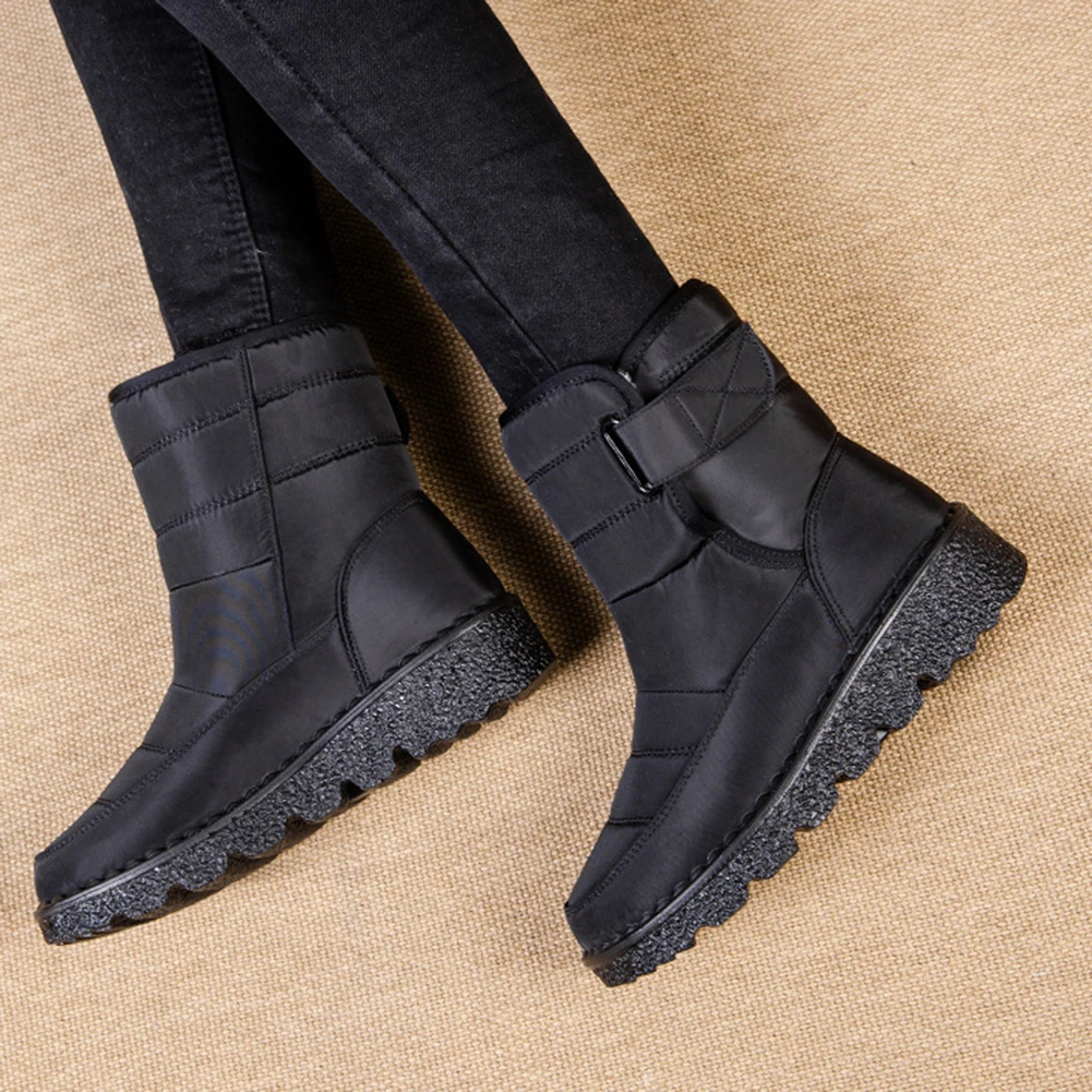 أحذية نسائية دافئة من الفرو القطيفة مقاومة للماء أحذية شتوية للثلج مع خطاف وحلقة هدايا مبطنة بالقطيفة للأصدقاء الأم