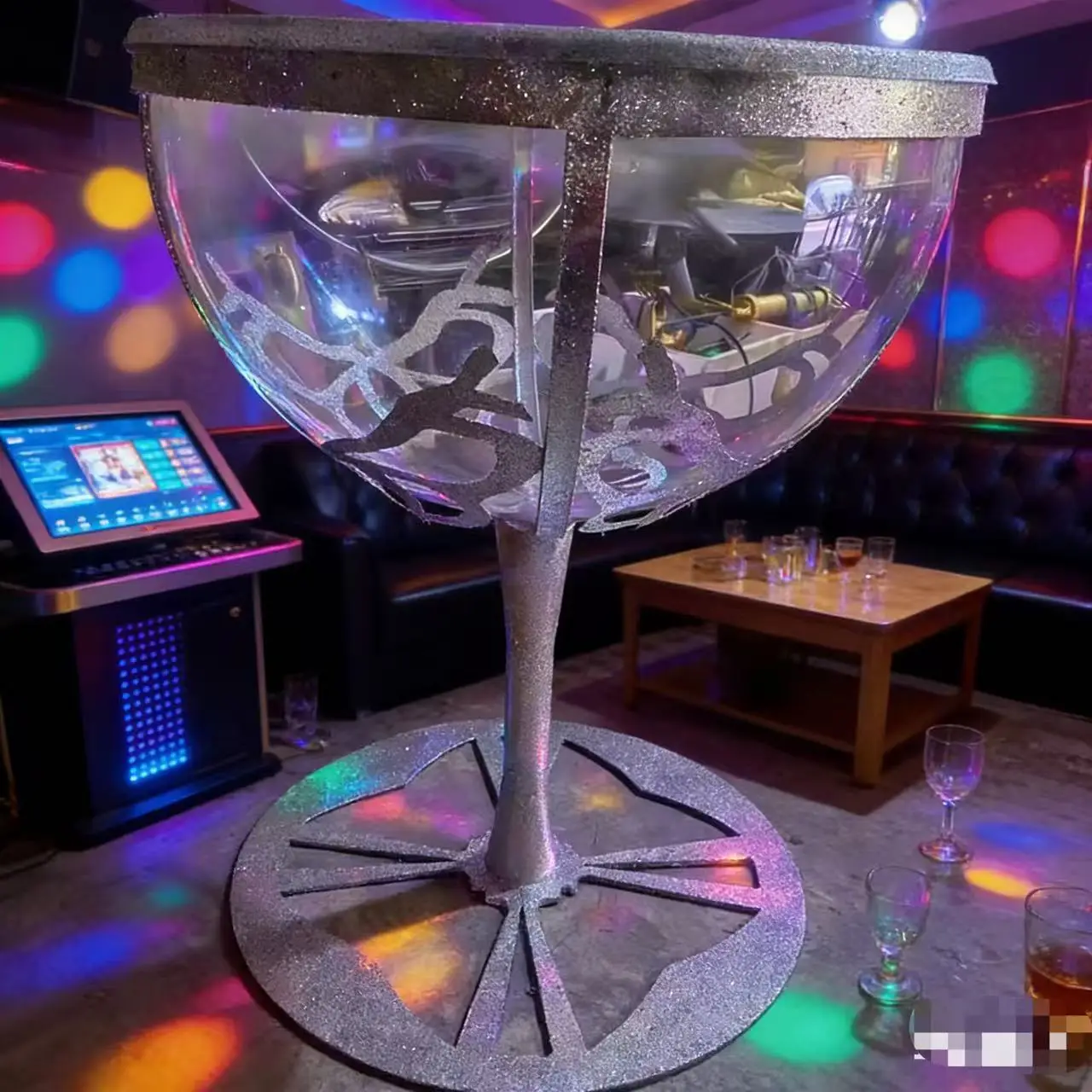 

Source Factory High-End Luxurious for Champagne Cup Skirt Hot Sale VIP Service Big Metal Can Move for New Year Nightclub