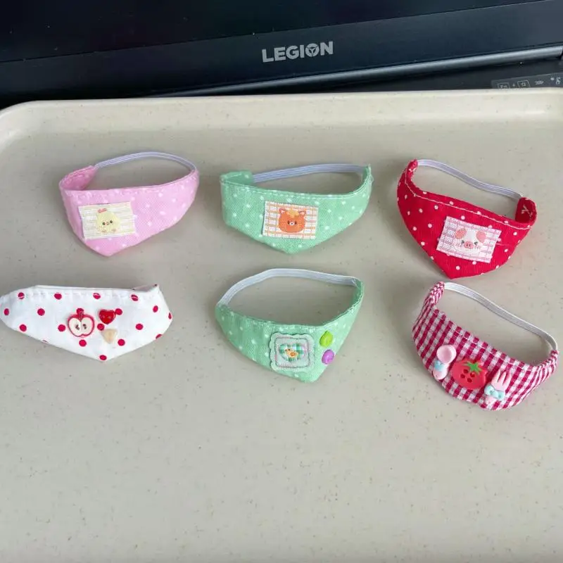 Leuke Mini Speeksel Handdoek Poppenkleertjes Geschikt Voor 10cm Katoenen Pop Driehoek Sjaal Decoratie