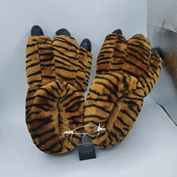 2022 Creative Animal Tiger Pattern pantofole Design divertente Bear Paw Furry Slides Plus Size maschio Soft Fluffy pantofole scarpe da uomo