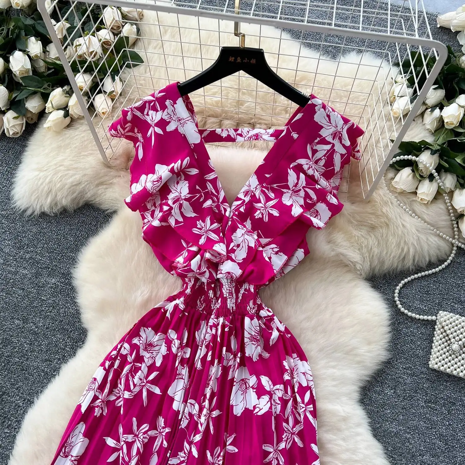 女性プリントジャンプスーツ夏フリルディープ V ネックハイウエストフレア花柄パンツ & ジャンプスーツ女性シフォンビーチロンパース