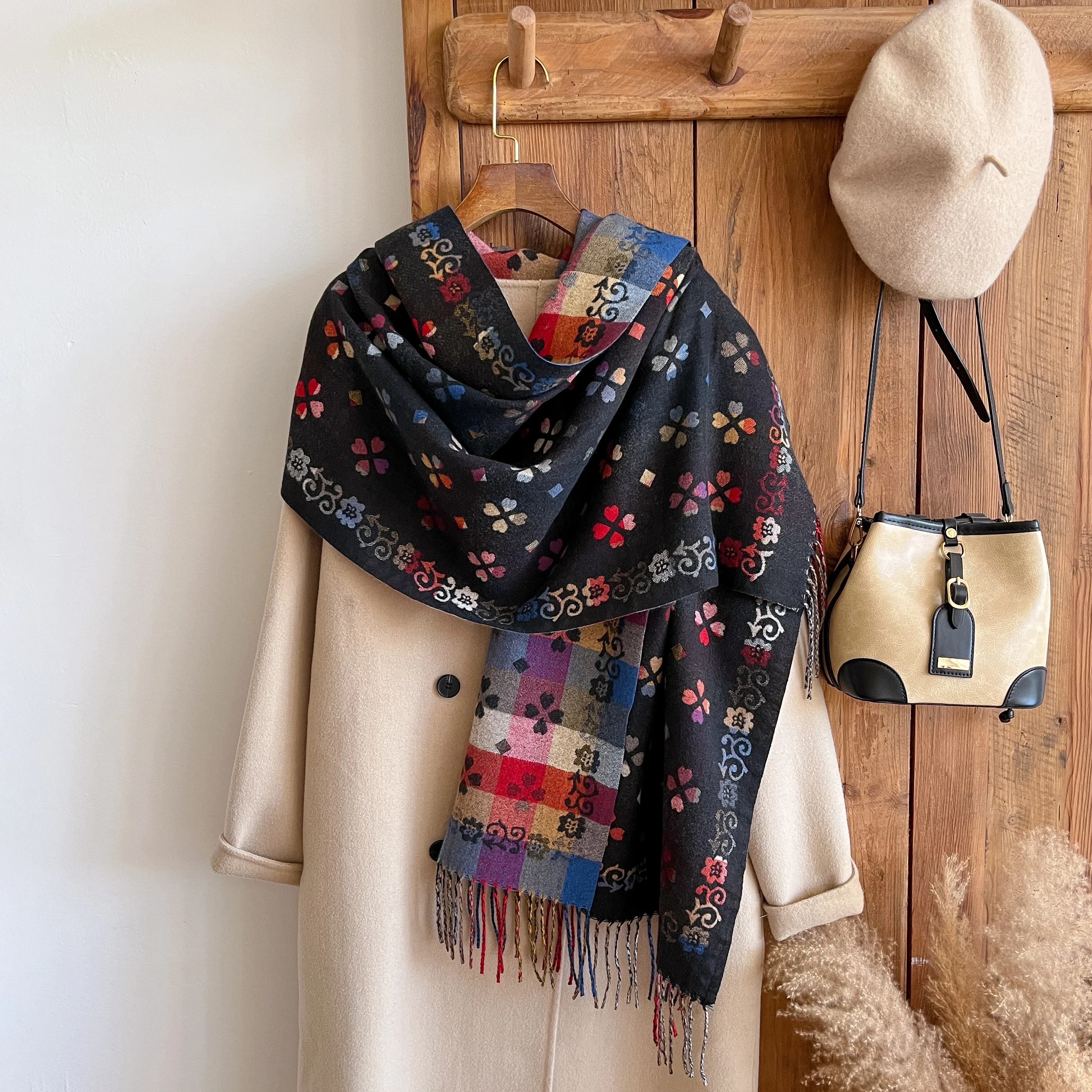 

Брендовый двусторонний шарф в этническом стиле, кашемировый мягкий теплый шаль из пашмины с длинной бахромой, зимний холодостойкий ветрозащитный шарф-одеяло