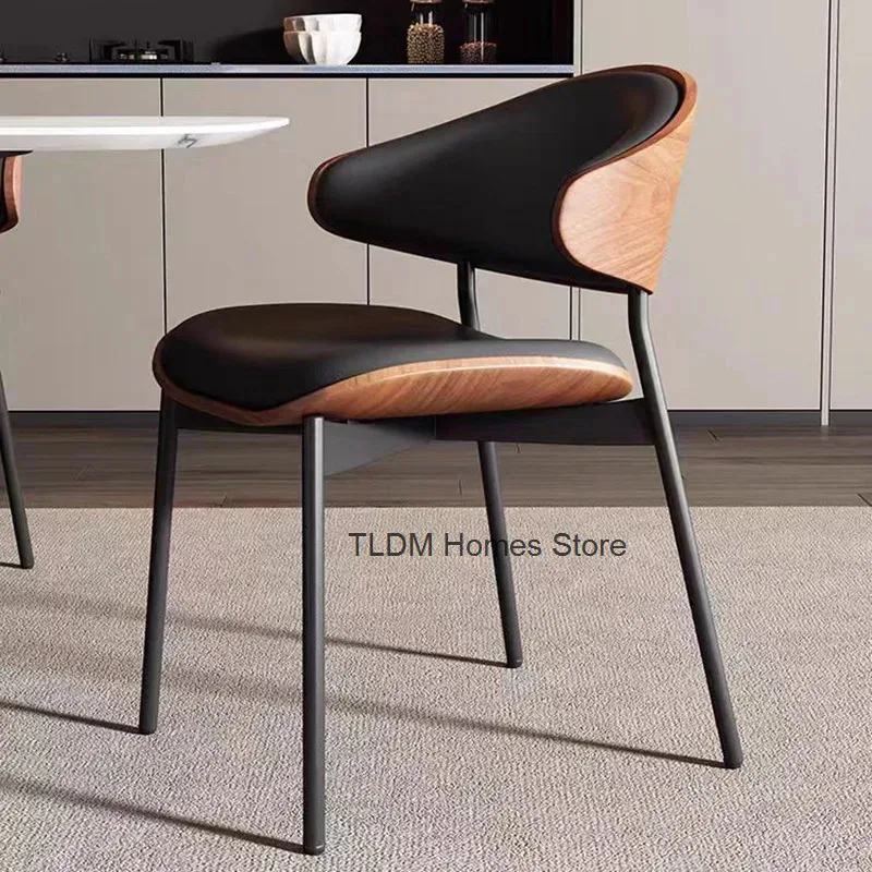 Luxury Designer Dining Chair Leather Minimalist Stool Single Person Chair Soft Modern Style Dining Chairs Living Room Furniture