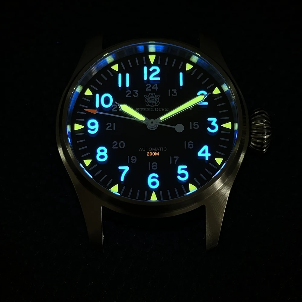 STEELDIVE Orologio da sub da uomo 39mm Pilota Orologio da polso meccanico automatico Militare 20ATM Impermeabile C3 + BGW-9 Zaffiro luminoso NH35