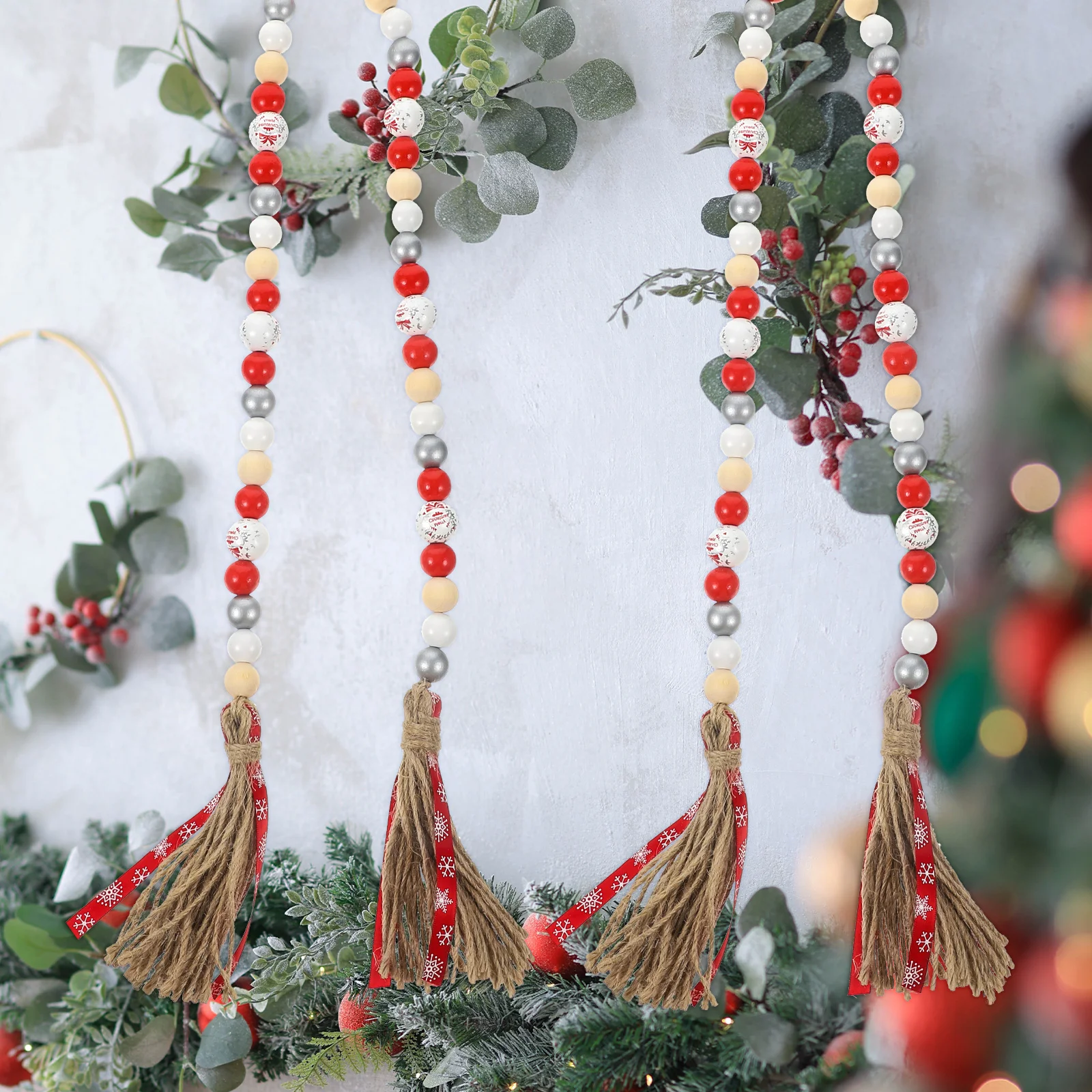 

Xmas Beaded Garland Wooden Tassel Pendant for Home Garden Party Store Wall Hanging Decor Christmas Style Rustic Craftsmanship