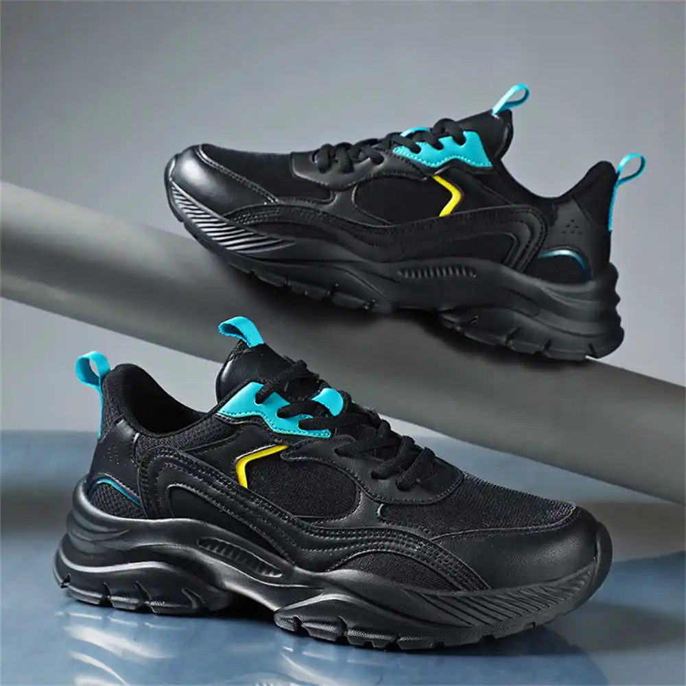 Zapatillas de deporte blancas oscuras para hombre, botas grises de entrenamiento, zapatos deportivos para correr, marca de lujo avanzada, sabot inusual hecho a mano