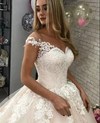 ZJ9261 Customized Appliques Wedding Dresses Elegant Tulle A-line Bridal Gown For Women Illusion Backless Lace Up Back Plus Size