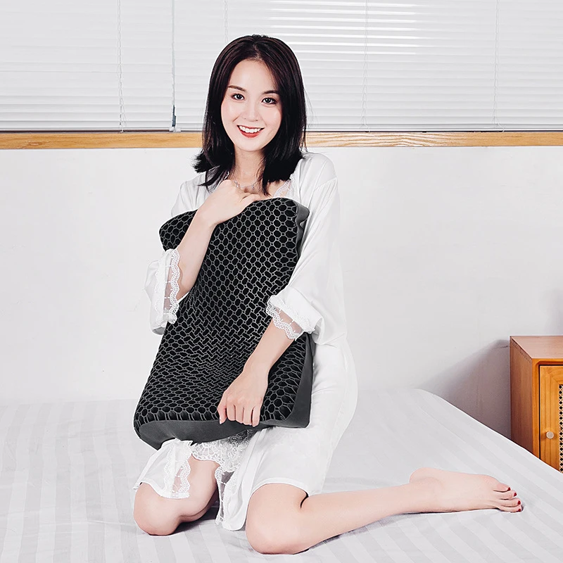 Black Bamboo Charcoal TPE Gel Honeycomb Grid Washable Jelly Silicone Neck Support Breathable Sleeping Pillow for Comfort Sleep