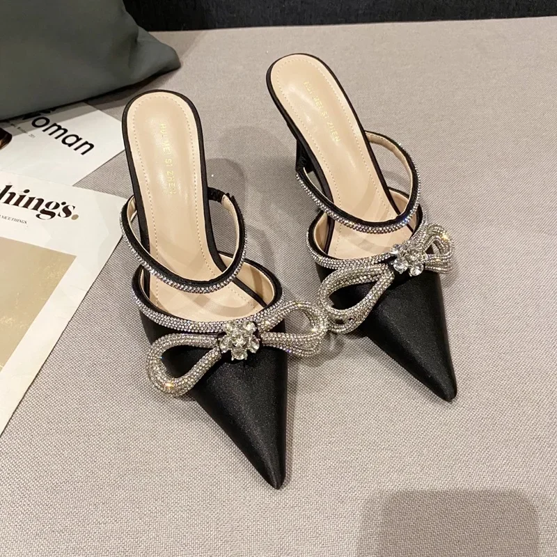 

Dropshipping Luxury Rhinestone Bow Baotou High Heel Sandals Sexy Pointed Thin Heel Cool Slippers For Wedding Party Nightclub Bar