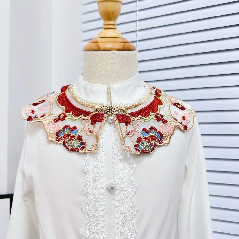 

Elegant Hanfu Shawl Embroidery Floral Pattern False Collar Decorative Chinese Style Hanfu Shoulder Collar Costume Accessory