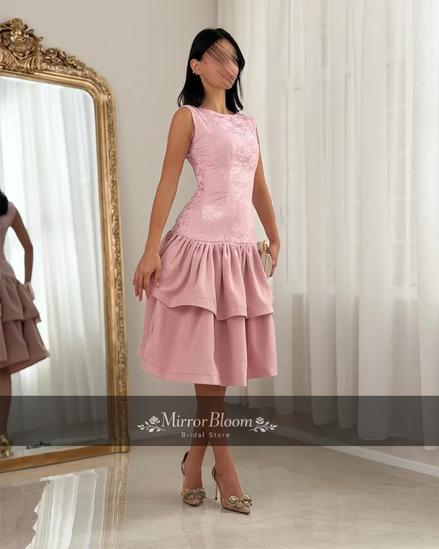 

Customized Blush Pink Sleeveless Cocktail Knee Length Wedding Guest Dresses A line Boat Neck Tiered Ruffle Formal Party Dress