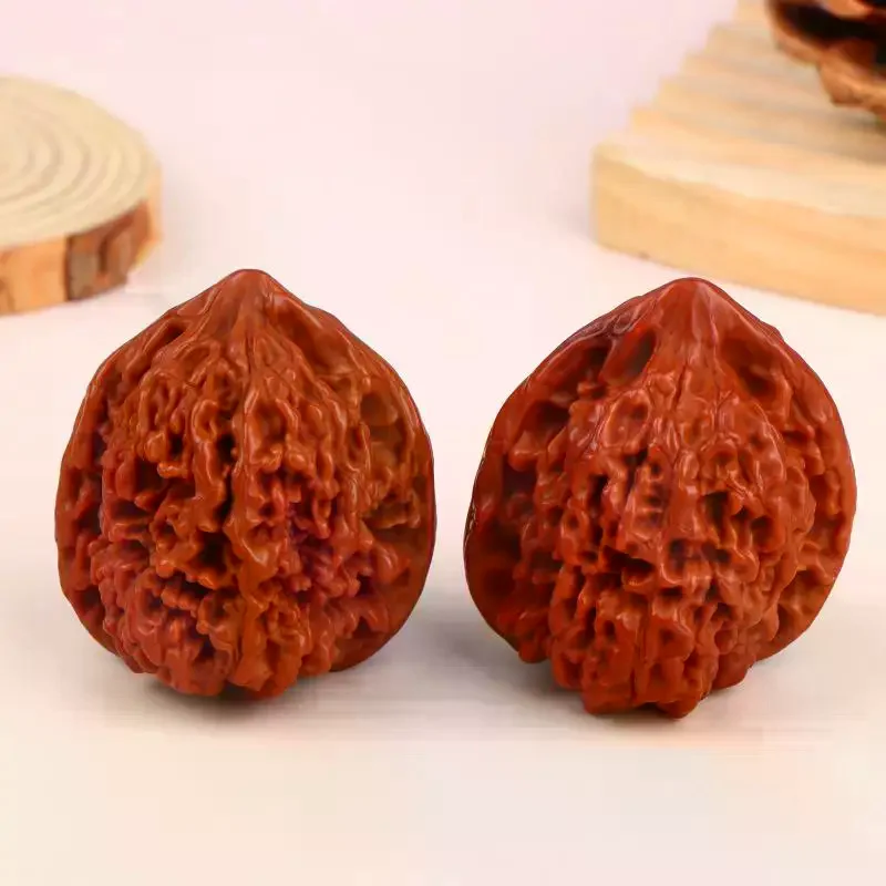 Wenwan Walnuts Walnut King Hand Carved Four-Tiered Yong Kirin Pattern Lion Head Artistic Gift for Tea Room Decor