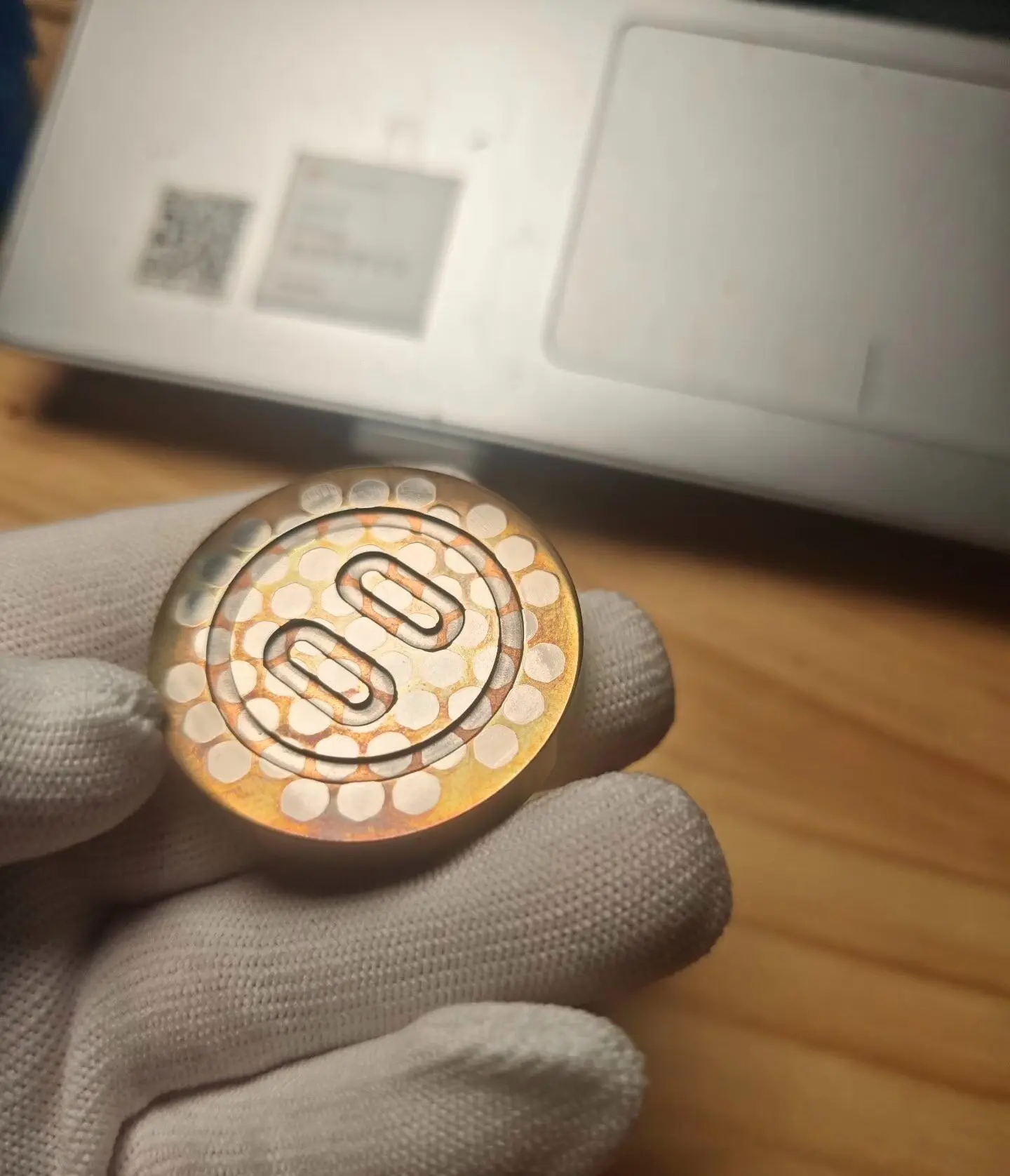 Used EDC Yedc Superconducting Pig Coin EDC Commemorative Coin
