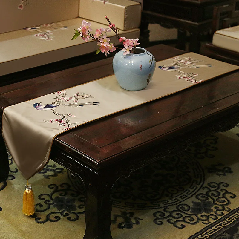New Chinese-style Embroidered Table Flag Classical High-end Coffee Table Runner TV Cabinet Tea Table Cover Tablecloth